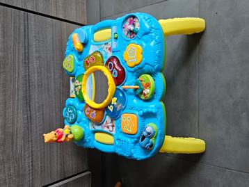 Leuke Winnie the Pooh speeltafel, activiteitentafel beschikbaar voor biedingen