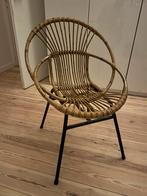 Rotan stoel met metalen poten, Ophalen, Gebruikt, Bruin, Metaal