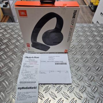 JBL Tune 520BT in nieuwstaat met bon 16-10-2025 beschikbaar voor biedingen