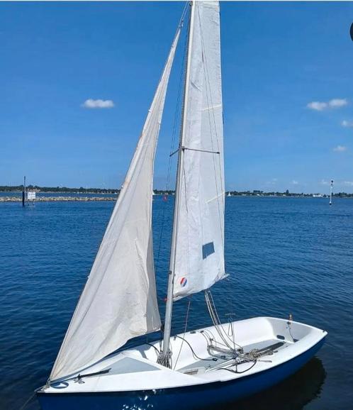Flying junior zeilboot, Watersport en Boten, Zeilen en Zeiltoebehoren, Zo goed als nieuw, Minder dan 15 m², Ophalen