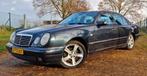 Mercedes E-Klasse 3.2 E320 Sedan avantgarde AUT 1998 Zwart, Auto's, Mercedes-Benz, Origineel Nederlands, Te koop, 225 pk, 5 stoelen