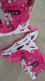 Skeelers maat S (27-30) met beschermers en helm, Sport en Fitness, Skeelers, Overige merken, Inline skates 4 wielen, Ophalen of Verzenden