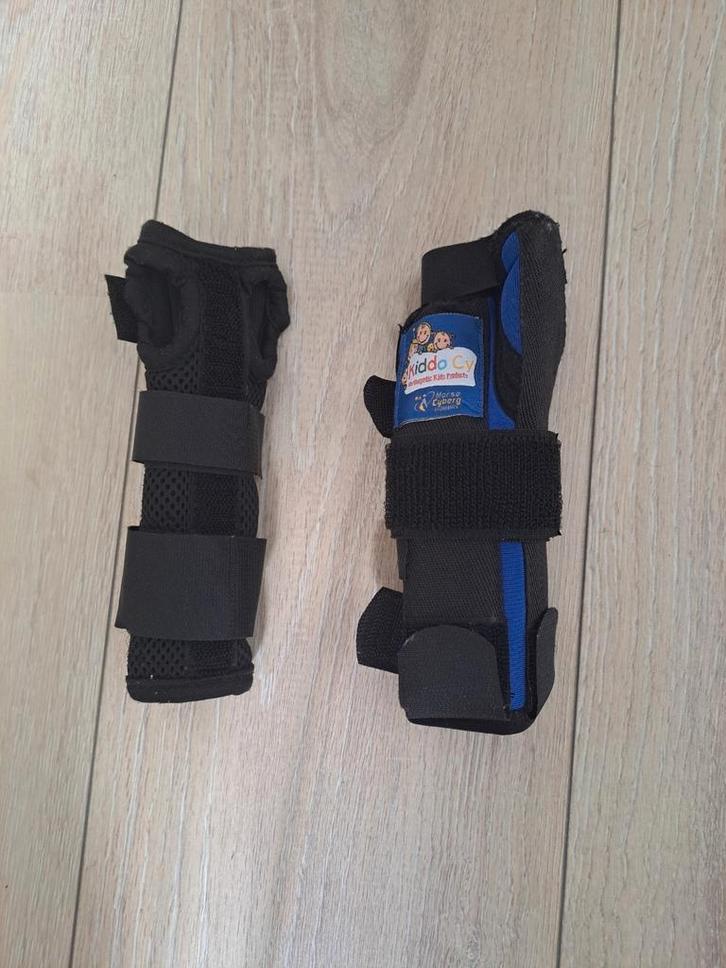 Pols brace 2x kind maat M, Diversen, Braces, Zo goed als nieuw, Ophalen of Verzenden