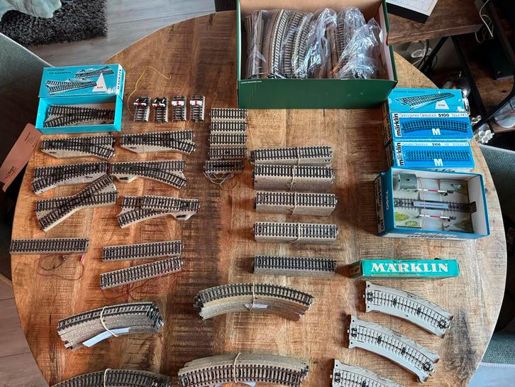 Complete Märklin Treinbaan H0 M-Rails, Hobby en Vrije tijd, Modeltreinen | H0, Gebruikt, Locomotief, Wisselstroom, Märklin, Analoog