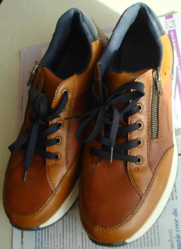 cognac kleurige Rieker heren schoenen maat 43 € 14,50 beschikbaar voor biedingen