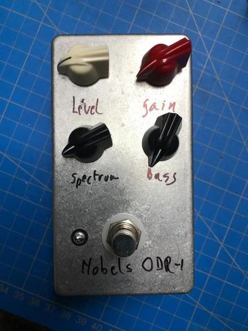 Diverse effectpedalen, kopie Nobels beschikbaar voor biedingen