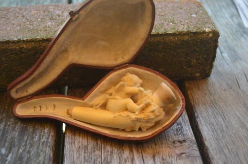Mooie meerschuim pijp met etui, Duits, Verzamelen, Rookartikelen, Aanstekers en Luciferdoosjes, (Water)pijp, Ophalen of Verzenden