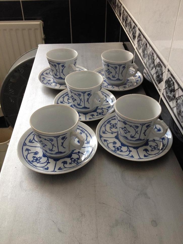 Jager Eisenberg | Blau Saks | Vintage | 5 kop en schotels, Antiek en Kunst, Antiek | Servies los, Ophalen of Verzenden