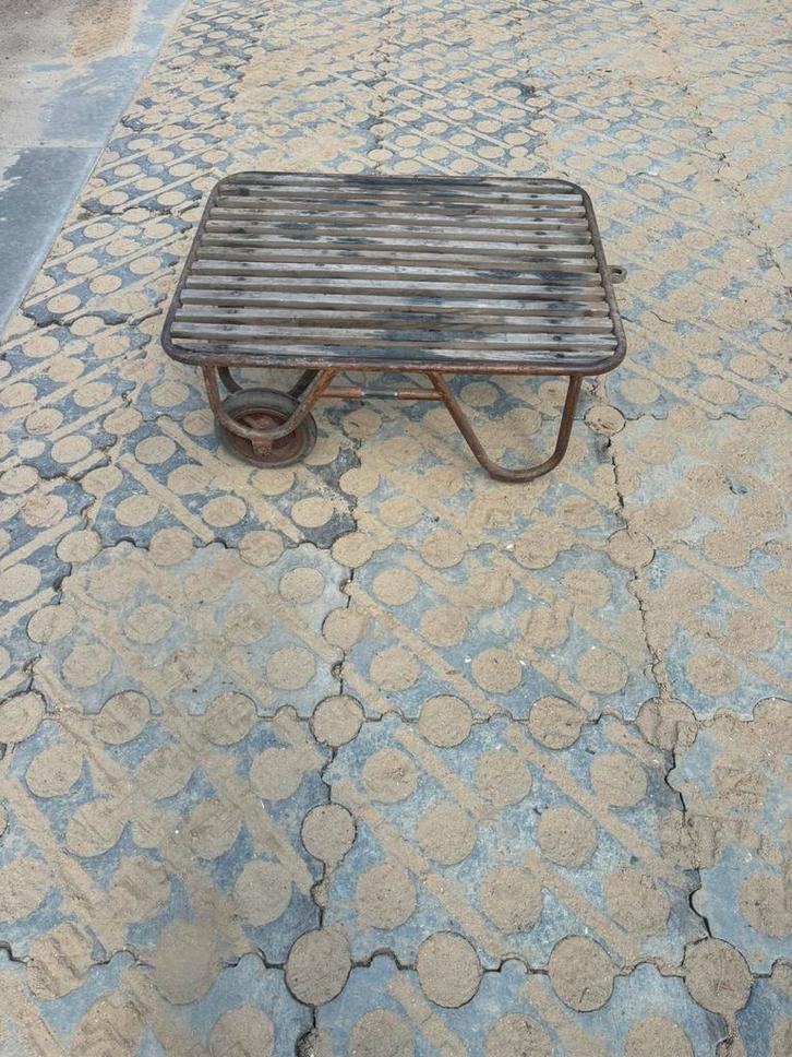 Te koop antieke werkplaatskaren, Doe-het-zelf en Verbouw, Transportwagens, Zo goed als nieuw, Transportkar, Ophalen of Verzenden