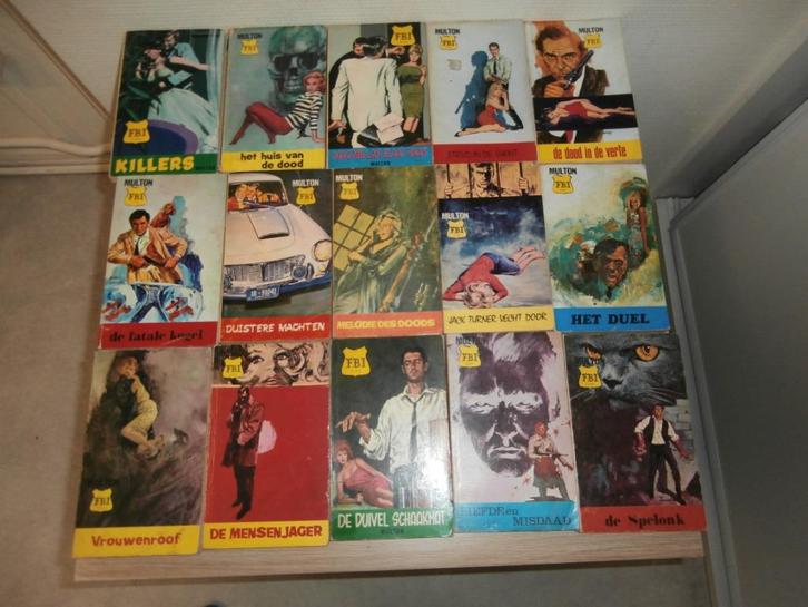 FBI Pockets van Edward Multon., Boeken, Detectives, Gelezen, Ophalen of Verzenden
