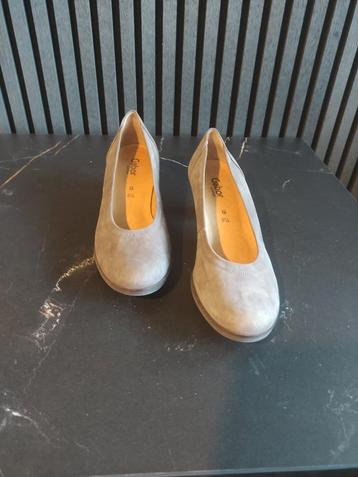 Gabor pumps taupe 9,5 g (43/43,5) beschikbaar voor biedingen