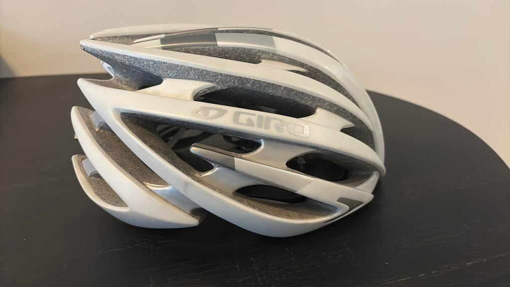 Giro, fietshelm maat L, Ophalen of Verzenden