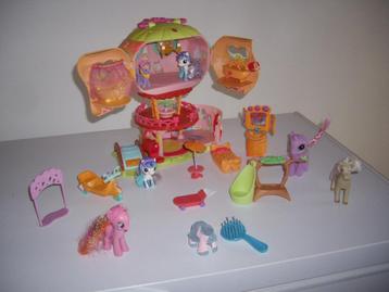 my litlle pony boomhuis  met pony,s en acc beschikbaar voor biedingen