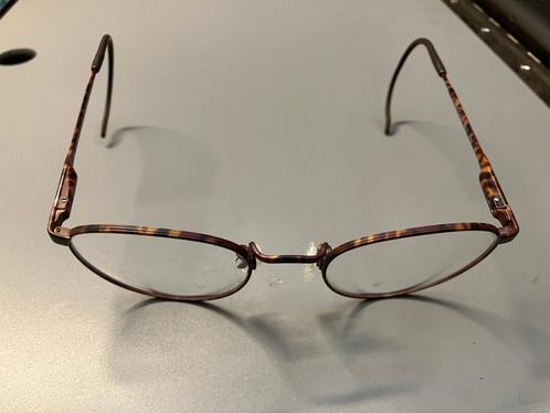 Dienstbrilletjes Luxottica in 2 uitvoeringen, versc. maten, Sieraden, Tassen en Uiterlijk, Zonnebrillen en Brillen | Heren, Zo goed als nieuw
