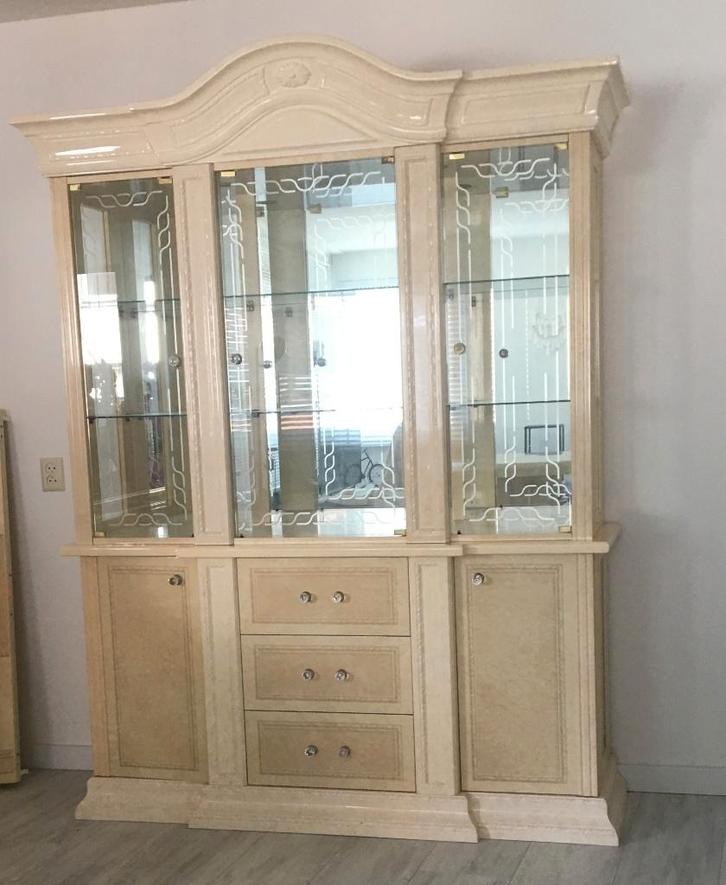 KOOPJE Vitrinekast voor een mooi prijsje, Huis en Inrichting, Kasten | Vitrinekasten, Zo goed als nieuw, Minder dan 100 cm, 50 tot 100 cm