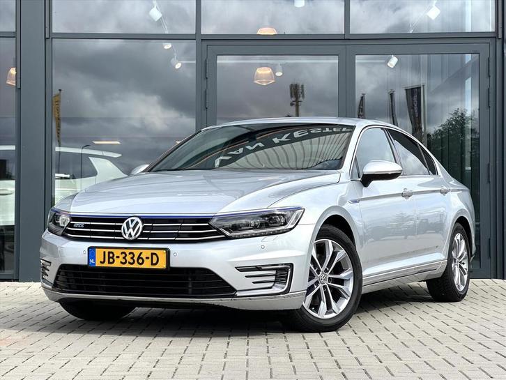 Volkswagen Passat 1.4 TSI PHEV 218pk GTE Highline | Afn. Tre, Auto's, Volkswagen, Bedrijf, Te koop, Passat, Achteruitrijcamera