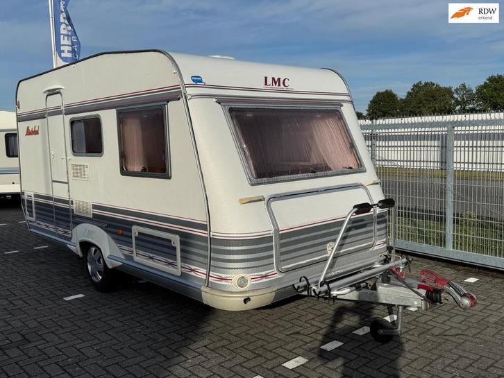 Lmc 390K1 met Mover, Caravans en Kamperen, Caravans, Bedrijf, tot en met 4, 750 - 1000 kg, LMC en Münsterland, tot 4 meter, Kachel