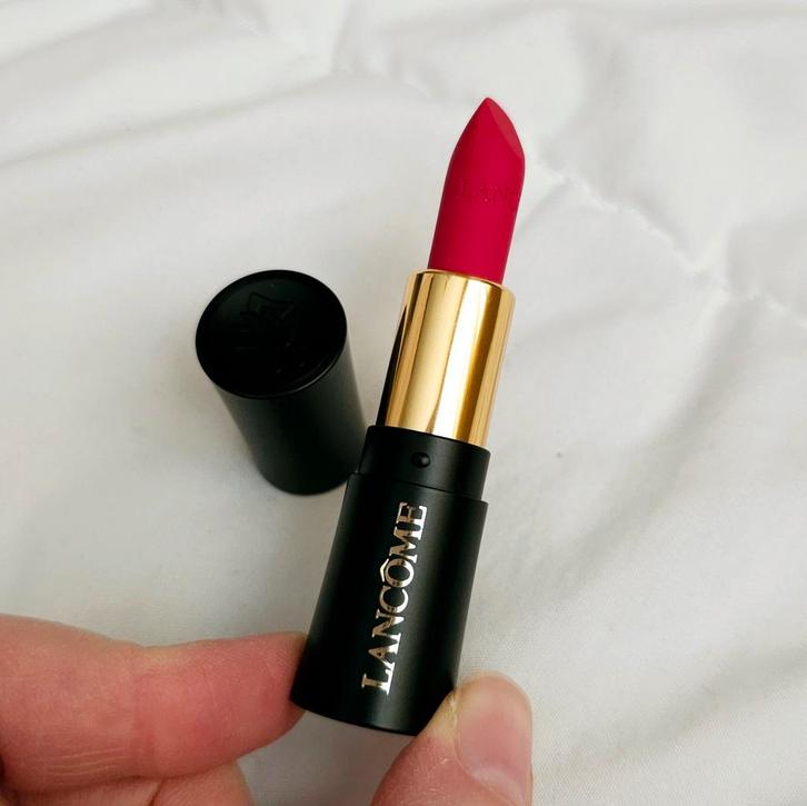 NU €5 ‼️ Lancome L'Absolu Rouge Drama Matte 505 lippenstift, Sieraden, Tassen en Uiterlijk, Uiterlijk | Cosmetica en Make-up, Lippen