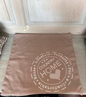 Taupe landelijke/brocante kussenhoes met print. Nieuw! beschikbaar voor biedingen