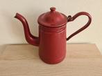 Oude metalen koffiepot met vaste deksel (bordeaux rood), Huis en Inrichting, Keuken | Servies, Overige materialen, Gebruikt, Overige typen