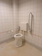 Invalide toilet compleet, Ophalen, Zo goed als nieuw