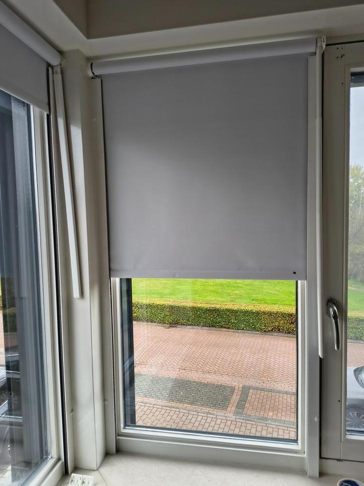 Verduisterende rolgordijnen (8 stuks), Huis en Inrichting, Stoffering | Gordijnen en Lamellen, Gebruikt, 150 tot 200 cm, 50 tot 100 cm