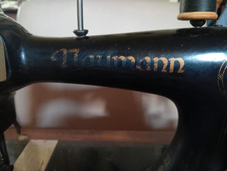 Antieke Naumann Naaimachine, Antiek en Kunst, Antiek | Naaimachines, Ophalen of Verzenden