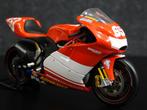 Minichamps 1:12 Ducati GP03 Capirossi 2003, Hobby en Vrije tijd, Modelauto's | 1:5 tot 1:12, Minichamps, Onbekend, Ophalen of Verzenden