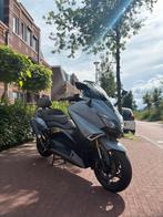 Yamaha T-max Iron Max 530 Facelift Keyless-Go ABS AKRAPOVIC, Handvatverwarming, Particulier, Minimaal motorrijbewijs A2, 2 cilinders