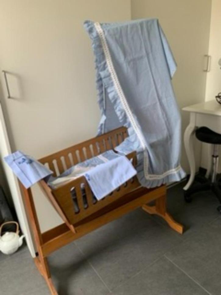 Baby Wiegje Ledikant Schommel incl bekleding reflux, Kinderen en Baby's, Babywiegjes en Ledikanten, Zo goed als nieuw, Wieg, Ophalen