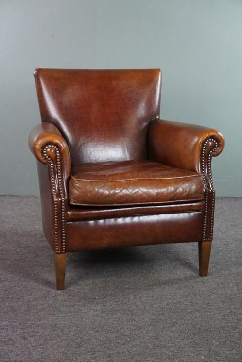 Schapenleren armchair met een geweldig patina, sleetse look, Huis en Inrichting, Fauteuils, Gebruikt, Leer, 75 tot 100 cm, 75 tot 100 cm