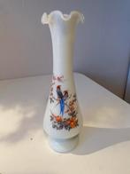 Vintage AK Kaiser Olivia Vaas - 22,5 cm, Gebruikt, Wit, Aardewerk of Porselein, Ophalen of Verzenden