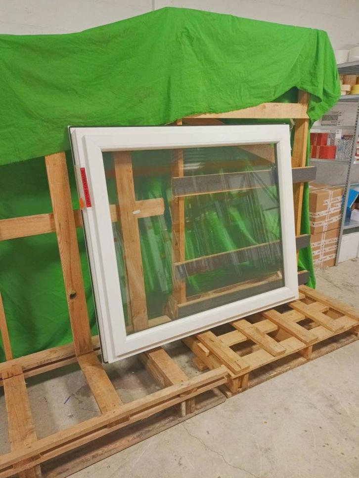 Kunststof Vast kozijn  b149 x h127,5 cm Wit - -1078-, Doe-het-zelf en Verbouw, Kozijnen en Schuifpuien, Gebruikt, Raamkozijn, Kunststof