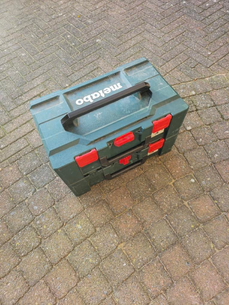 Doos metabo 2st, Ophalen