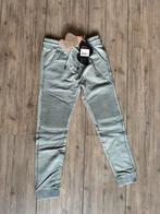 Nieuwe broek van z8. Jeans look!, Kinderen en Baby's, Kinderkleding | Maat 122, Ophalen of Verzenden, Nieuw, Jongen, Broek