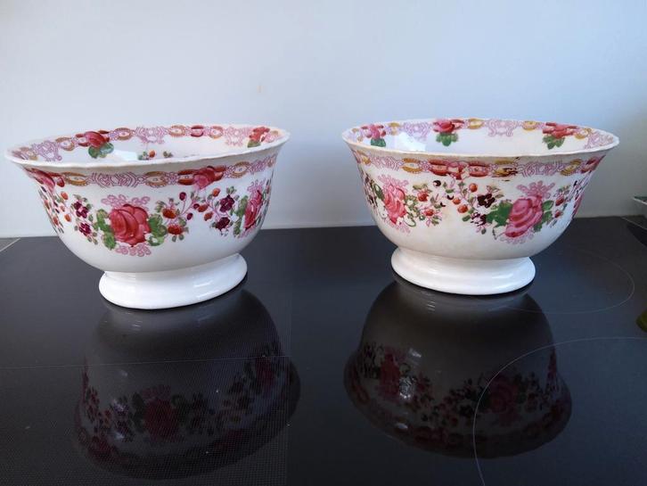 Twee antieke Engelse kastkommen (rozenkommen) eind 19e eeuw, Antiek en Kunst, Antiek | Keramiek en Aardewerk, Ophalen of Verzenden