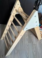 Houten klimdriehoek/klimrek, ZGAN!, Kinderen en Baby's, Speelgoed | Houten speelgoed, Ophalen, Zo goed als nieuw, Overige typen
