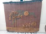 Groot wandkleed wol garen jute stof, Ophalen
