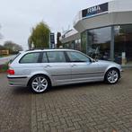 BMW 3-Serie facelift 325i Touring AUT 2002 Grijs 325, Automaat, Achterwielaandrijving, Zwart, Leder en Stof
