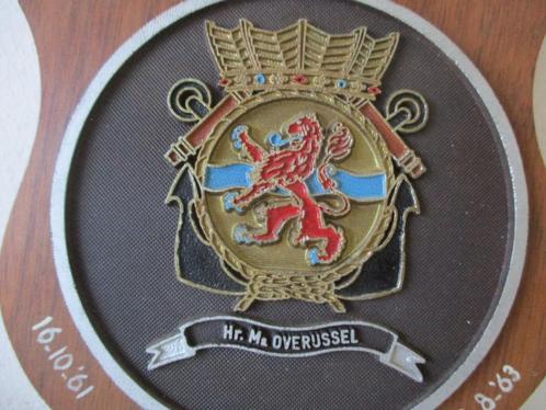 Wapenschild marine hr.ms Overijssel D815 D 815, Verzamelen, Militaria | Algemeen, Marine, Embleem of Badge, Nederland, Ophalen of Verzenden
