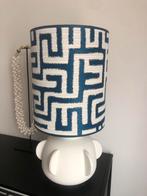 Handgemaakte blauwe “doolhof” lampenkap., Ophalen of Verzenden, Nieuw, Rond, Minder dan 25 cm