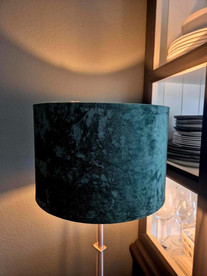 2 prachtige groene lampenkappen van de Praxis MT L, Huis en Inrichting, Lampen | Lampenkappen, Zo goed als nieuw, Minder dan 25 cm