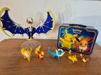 Pokémon poppetjes en koffertje, Hobby en Vrije tijd, Verzamelkaartspellen | Pokémon, Ophalen of Verzenden, Gebruikt, Overige typen