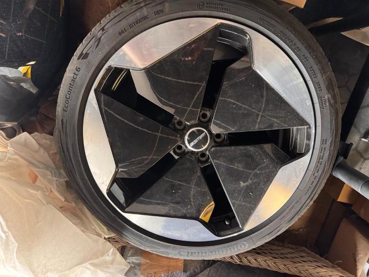 Id3 originele velgen zonder schade 215/45/R20, Auto-onderdelen, Banden en Velgen, Velg(en), Zomerbanden, 20 inch, 215 mm, Personenwagen