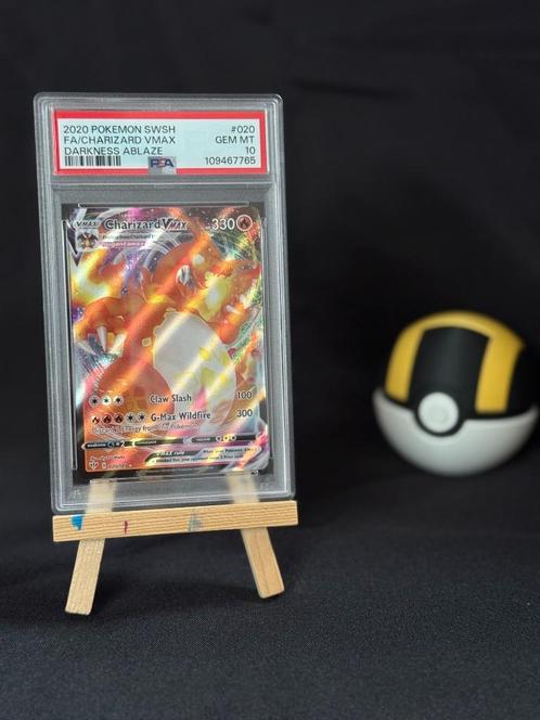 Charizard VMAX | PSA 10 | Darkness Ablaze 020 | Nieuwste PSA, Hobby en Vrije tijd, Verzamelkaartspellen | Pokémon, Zo goed als nieuw