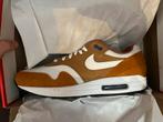 Nike Air Max 1 Curry EU45 - Nieuw in doos, Kleding | Heren, Schoenen, Ophalen, Nieuw, Bruin, Sneakers of Gympen