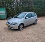 Chevrolet Kalos automaat 1.4 16V 5D AUT 2007 Grijs, Auto's, 4 cilinders, 93 pk, Zilver of Grijs, Hatchback