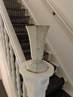 Oude gietijzeren plantenpot, Huis en Inrichting, Woonaccessoires | Vazen, Ophalen, Overige materialen, Gebruikt, Wit