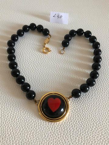 Q202/ Vintage Vergulde MOSCHINO zeldzame Hart ketting beschikbaar voor biedingen