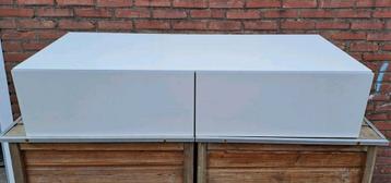 Besta ladenkast 120 x 51 x 25,5 cm beschikbaar voor biedingen